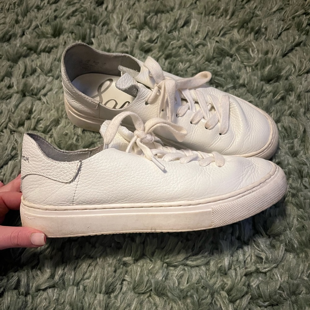 Sam Edelman Poppy Sneaker